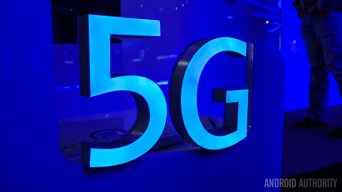 Logotipo 5G Huawei 2015-3 Smartphones 5G em 2020 - logotipo 5G