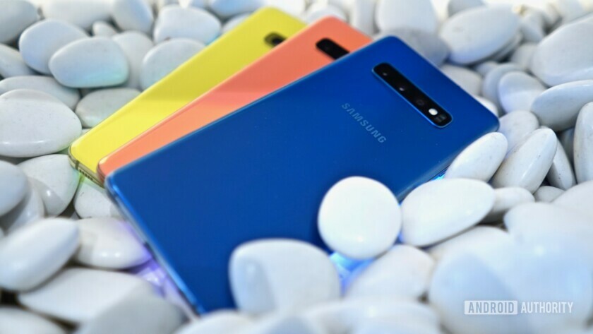Samsung Galaxy S10 mãos on01295 S10 hands on