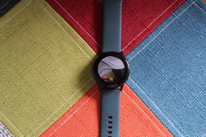 samsung galaxy watch camera remote