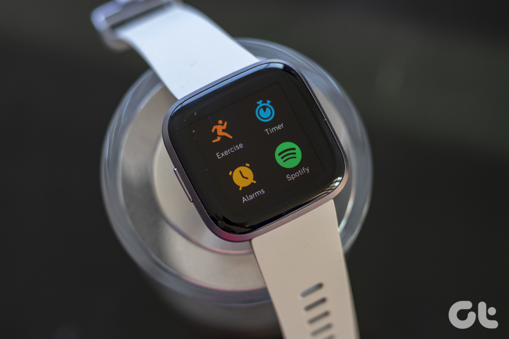 samsung galaxy watch active vs fitbit versa lite