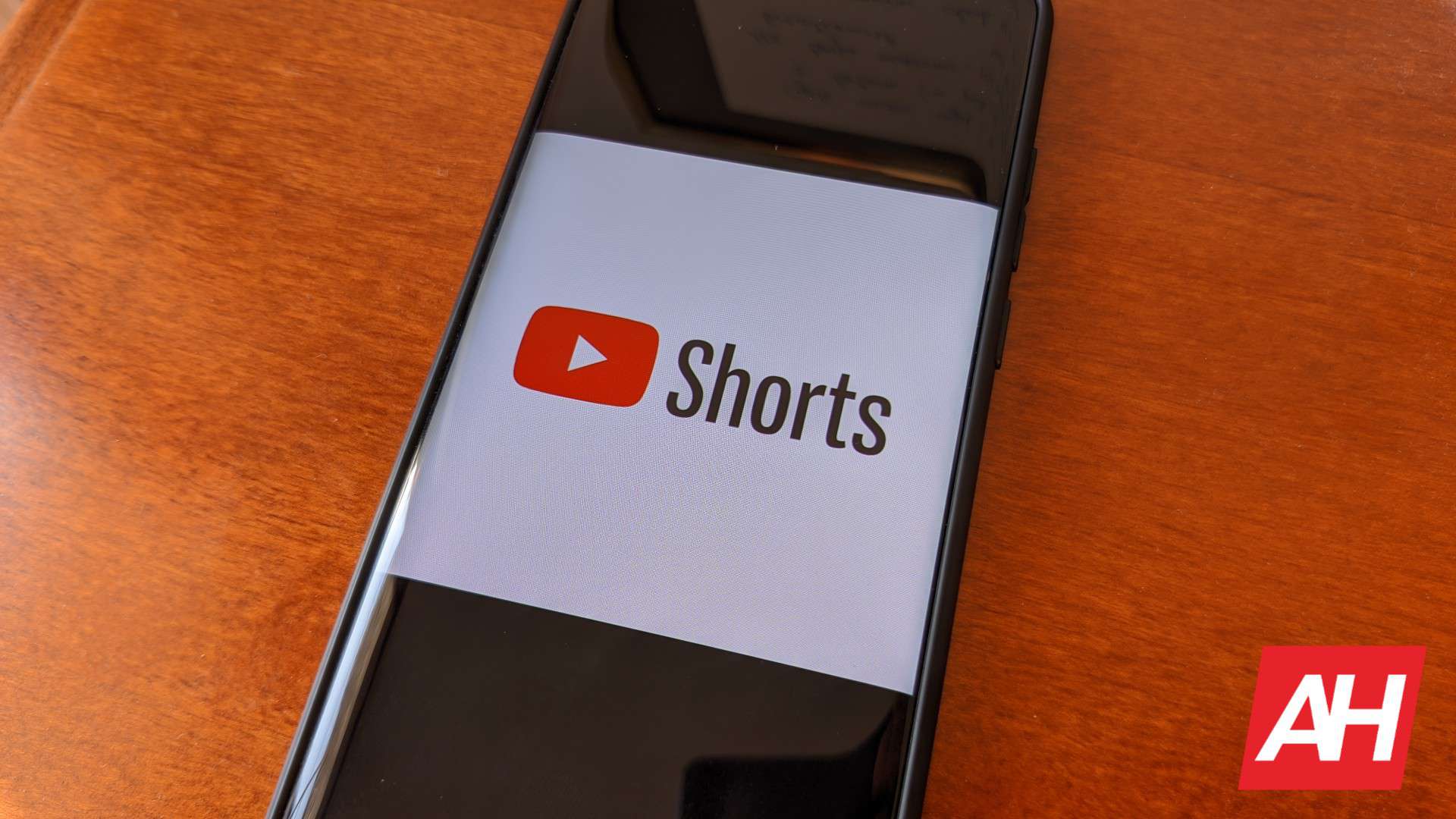 O Shorts do YouTube está começando a ser lançado para usuários dos EUA